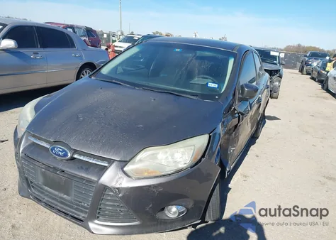 2012 Ford Focus Se из США, поврежденный, VIN 1FAHP3F26CL262039